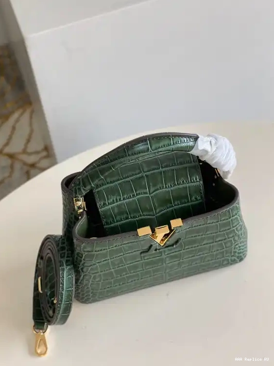 Aaa replica ru VUITTON MINI LOUIS CAPUCINES 0614